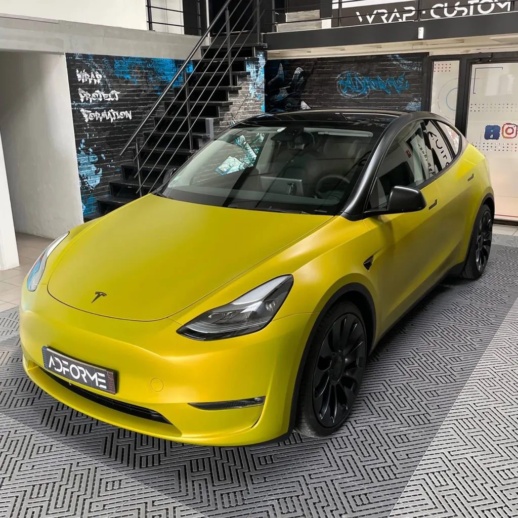 Total Covering Tesla Model Y 