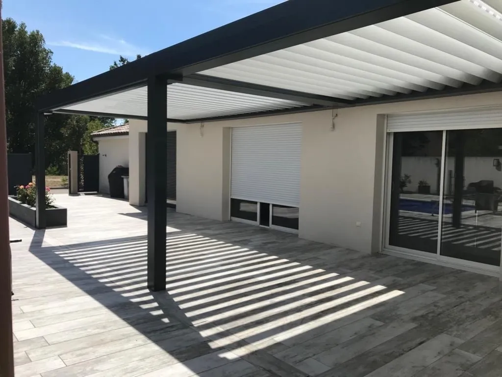 Pergola Open bioclimatique à Vitrolles