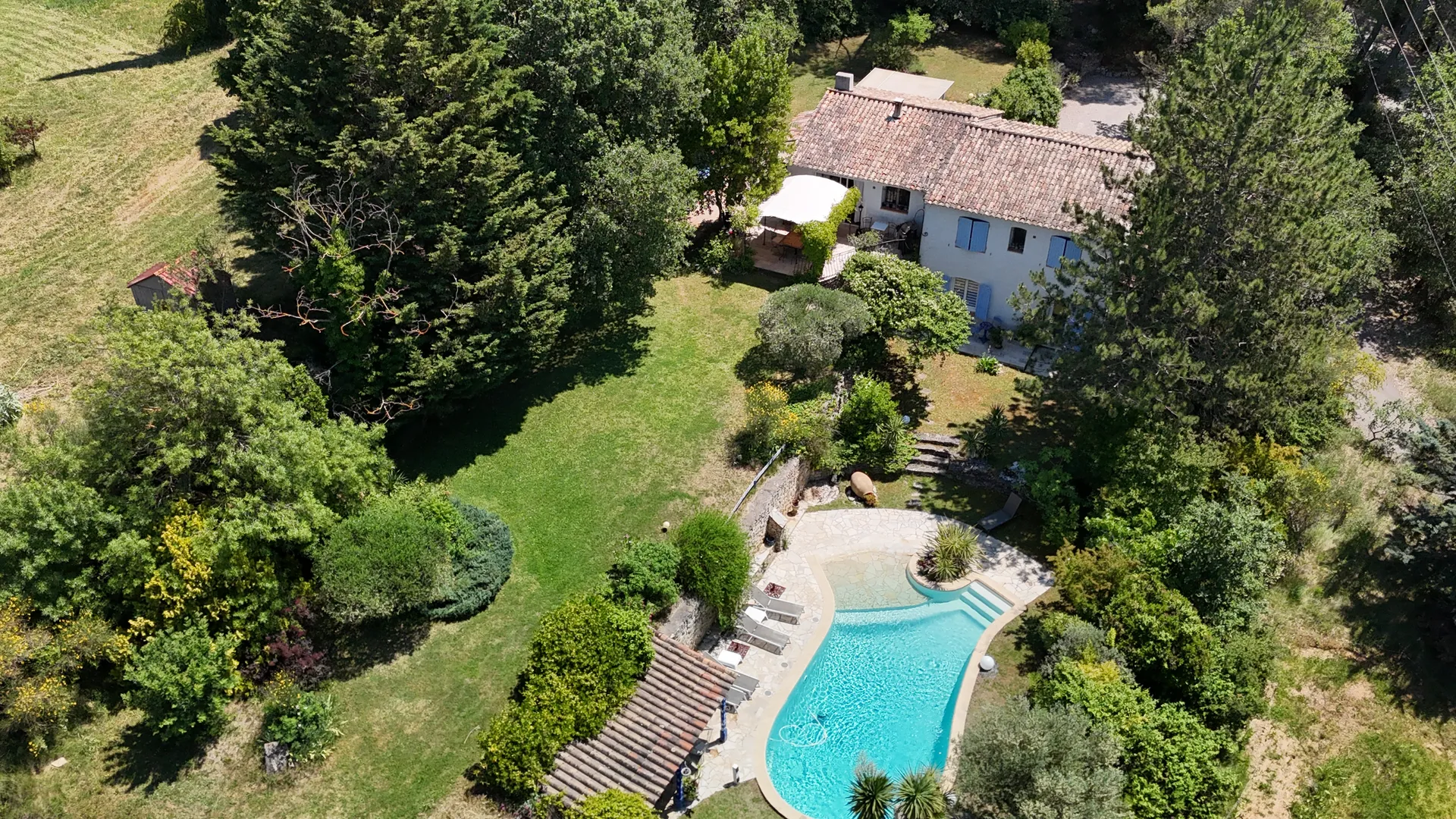 Maison 6 pièces 166 m² · à Trets · 166 m² · 879 000 €
