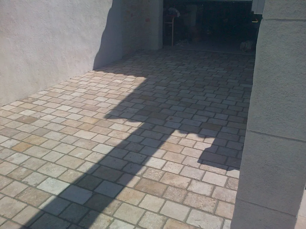 PAVES EN TRAVERTIN BEIGE 1ER CHOIX CLASSIC 