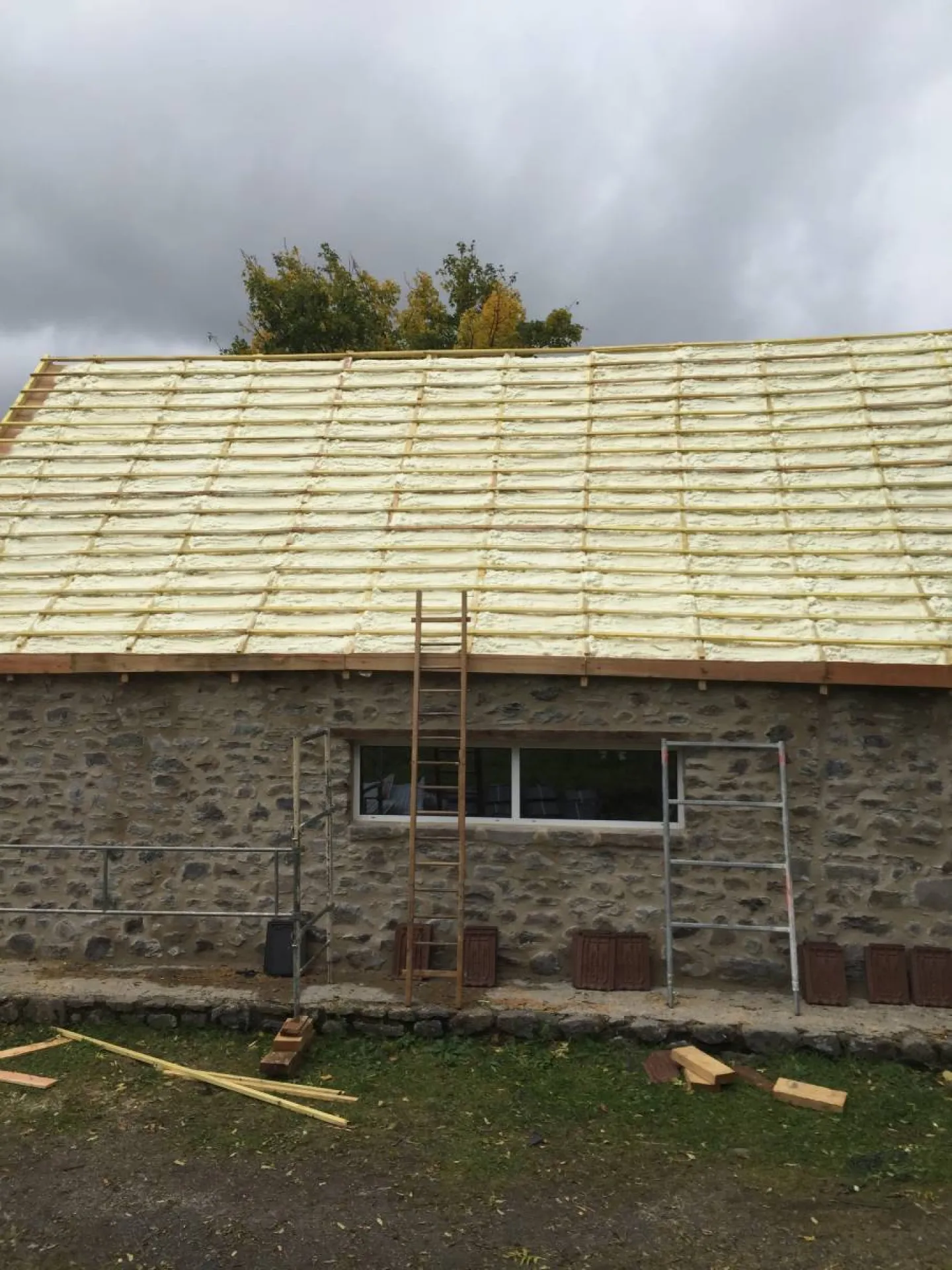 Isolation des combles intérieurs ou extérieurs avec JLBE en Gironde