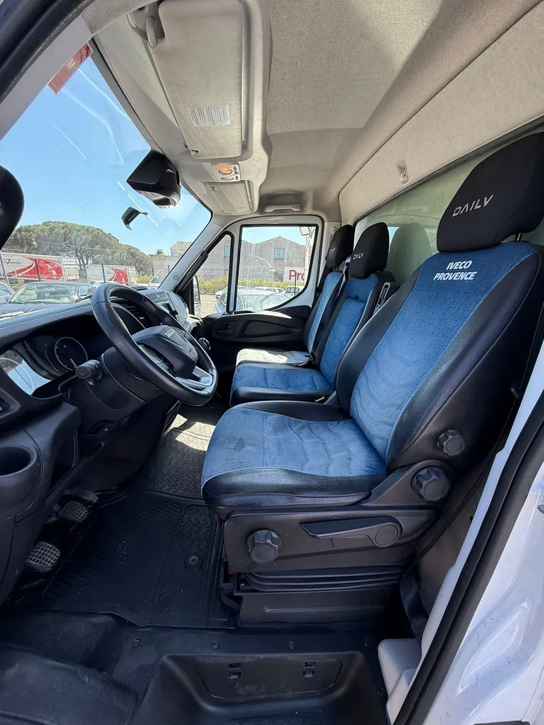 IVECO DAILY 35C16 3L 160CV HAYON