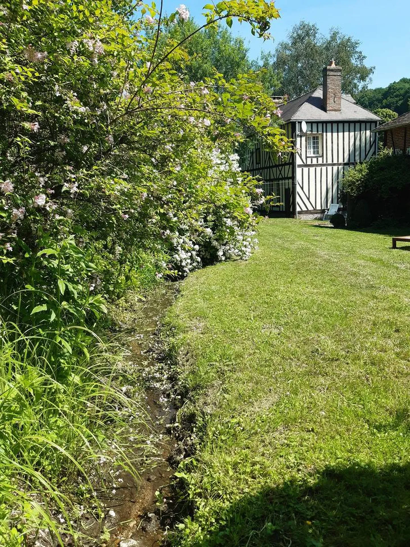 PROPRIETE NORMANDE, région LISIEUX, 14
