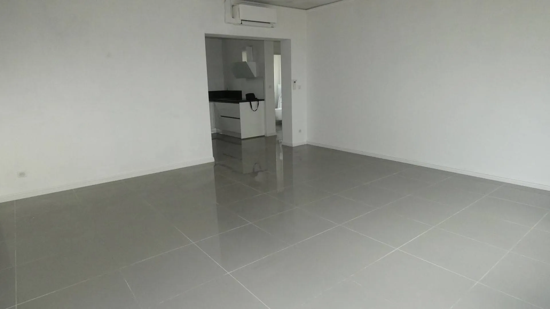 VENDU Proche de la plage, en Normandie (76), appartement de 77 m² et 2 chambres entièrement rénové entre Criel sur Mer et Le Tréport