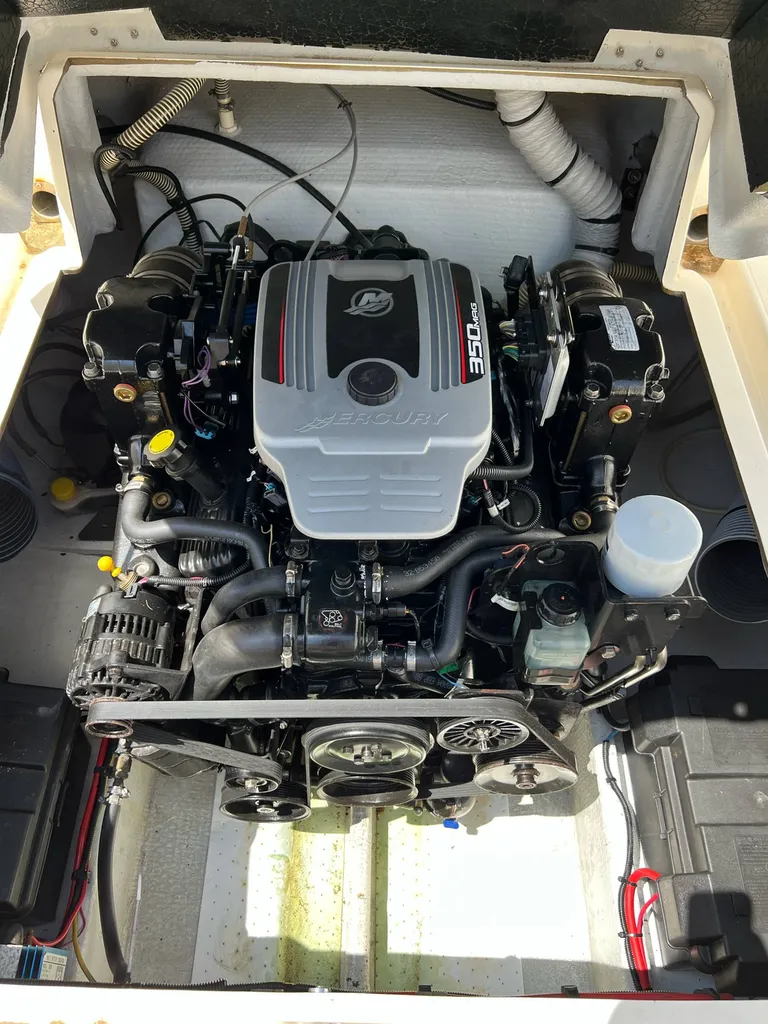Bateau à moteur Leader 705 en vente à Bandol