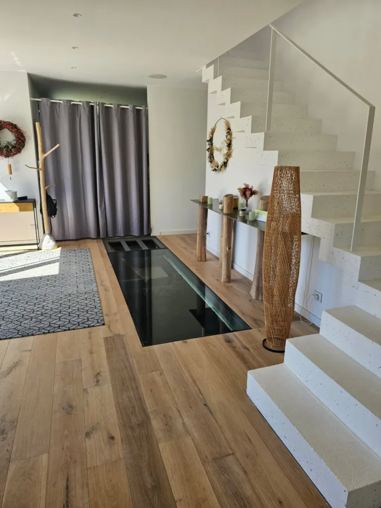 Fabrication d'un plancher en verre pour un client à Aix en Provence