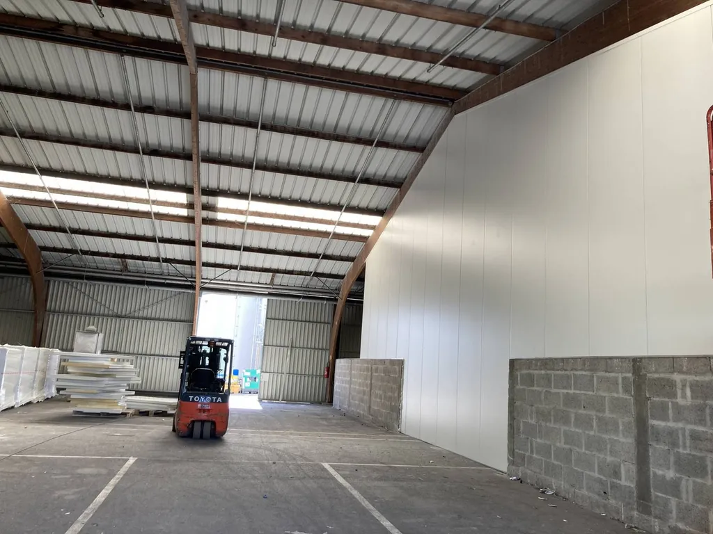 Rénovation thermique de bâtiment dans l'industrie agro-alimentaire proche de Laval 53.