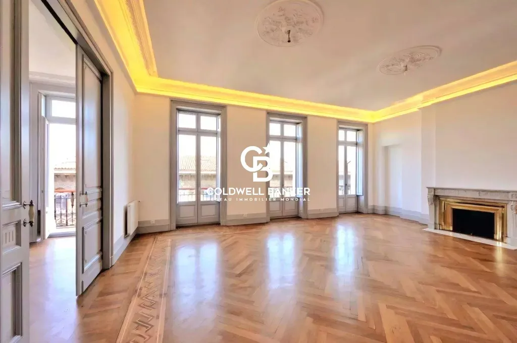 Appartement à vendre Bordeaux Jardin Public - T4 de charme avec balcon et parking