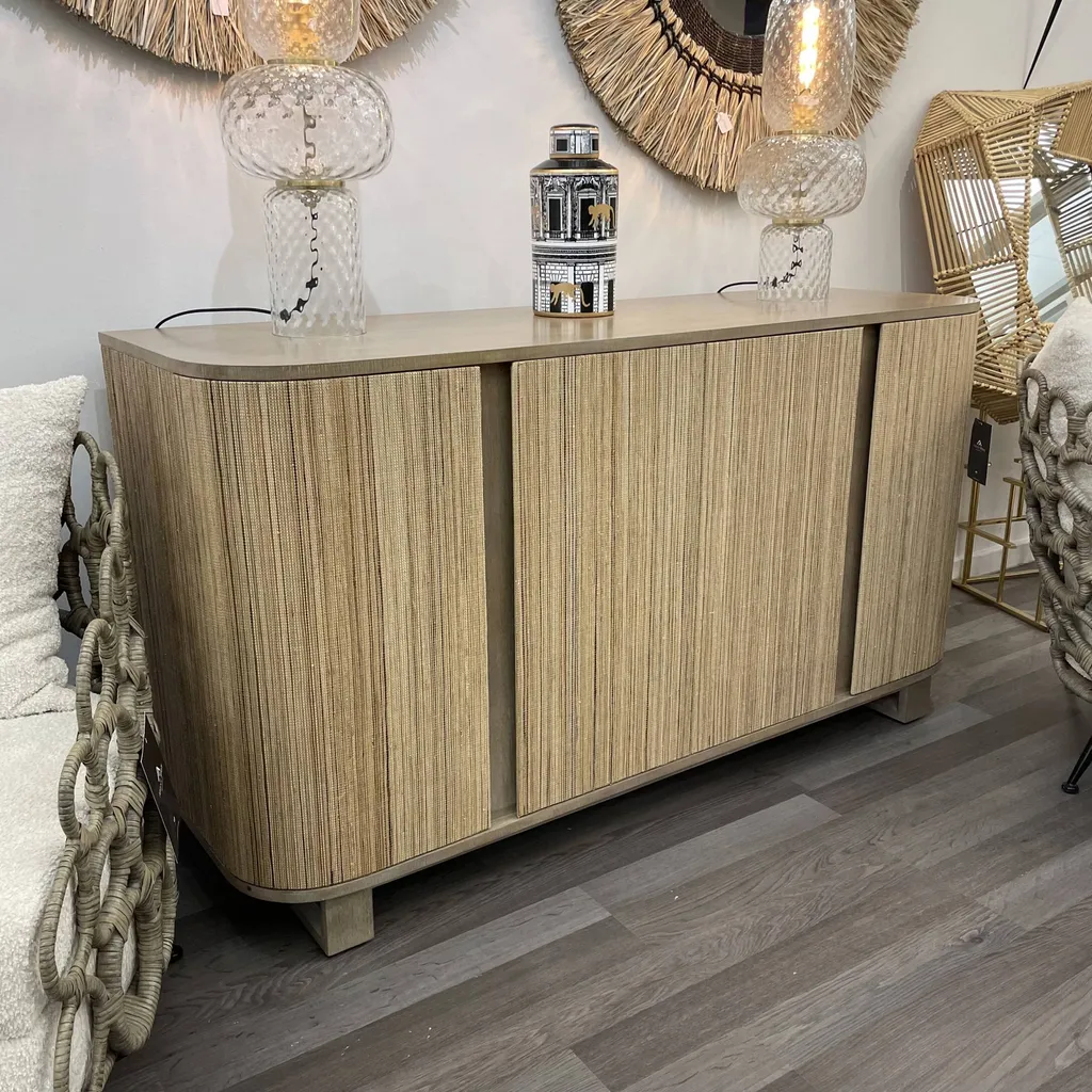 Bahut 3 portes en rotin en promotion