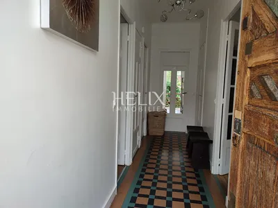 Maison avec jardin intimiste dans le centre de Maisons Laffitte