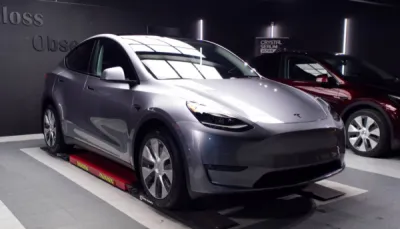 Admirez la splendeur de cette Tesla Model Y protégée par un film XPEL. La combinaison parfaite de la technologie automobile et de la protection de pointe.