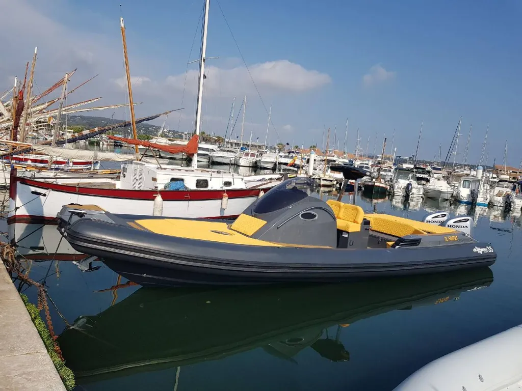 Bateau d'occasion semi-rigide Wave 35 en Paca Var