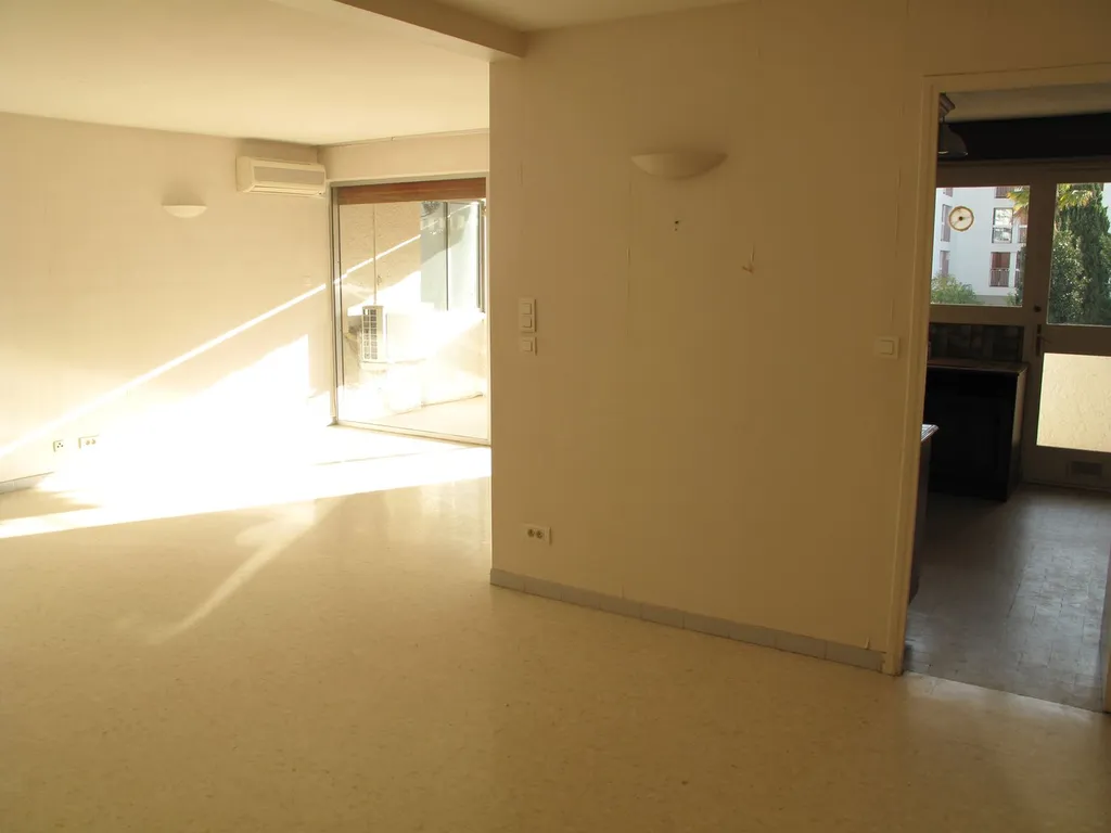 Type 4 dans résidence fermée à Cassis