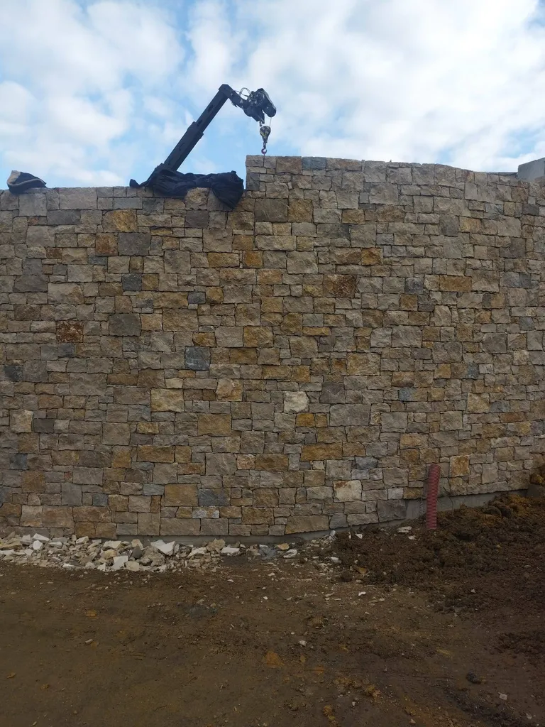 MOELLONS EN PIERRE CALCAIRE