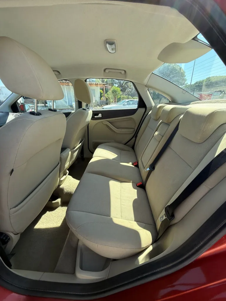 FORD FOCUS GHIA 1.6 TDCI 110CV