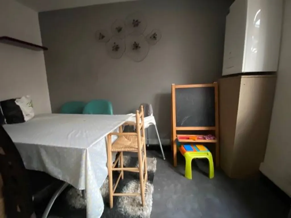 A acheter maison de brique de 70m² avec garage et terrain de 500m² sur la commune de SAINT PIERRE LES ELBEUF 76320