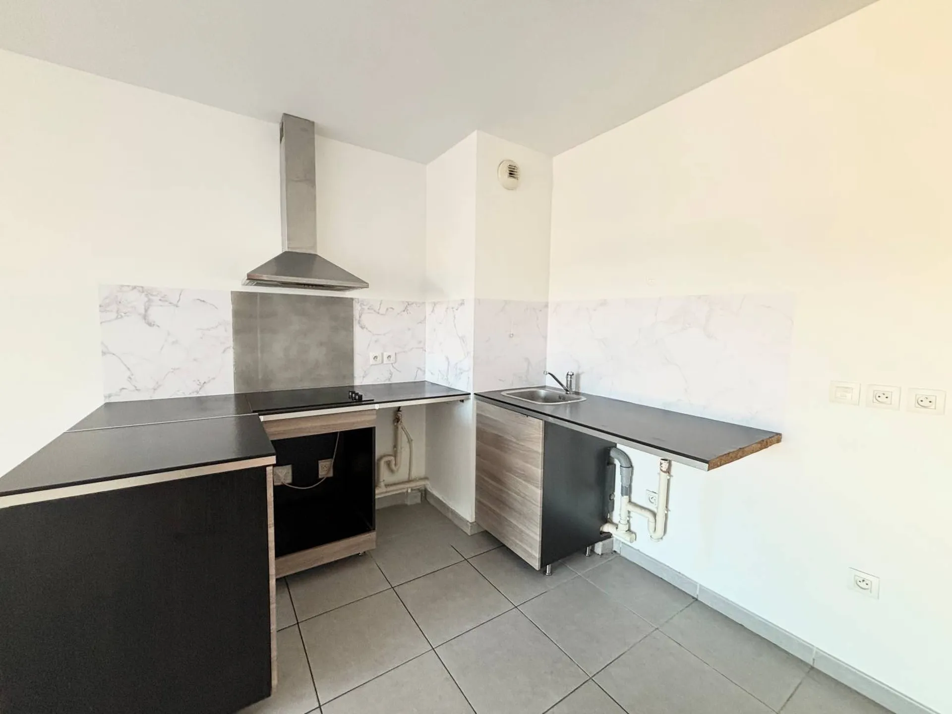 Type 2 Marseille 13010 en très bon état général