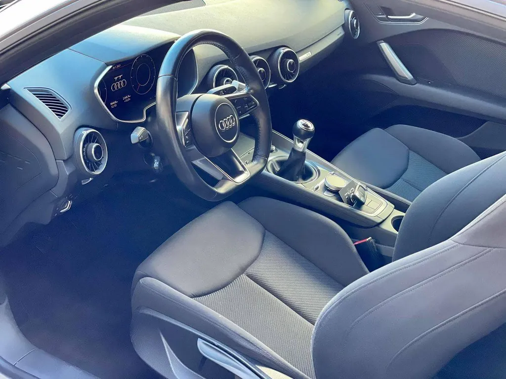 Traitement céramique Audi TT blanche à proximité de Brignais dans le Rhône