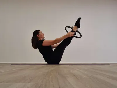 Pilates pour renforcer les muscles profonds améliorer la posture et tonifier le corps durablement grâce à des exercices ciblés et adaptés à Pessac