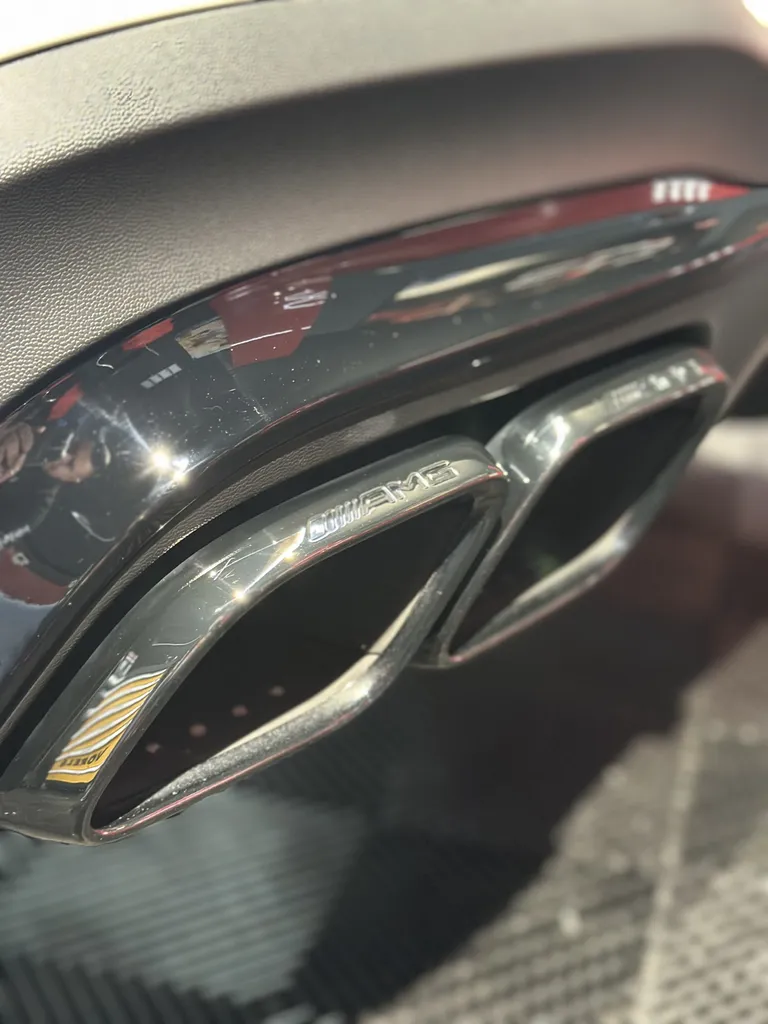 Traitement céramique auto lyon protection carrosserie Mercedes GLC 63 AMG