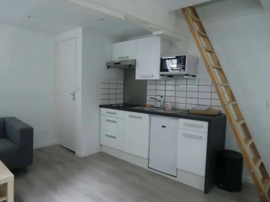 Situé au 102 rue Beauvoisine à Rouen