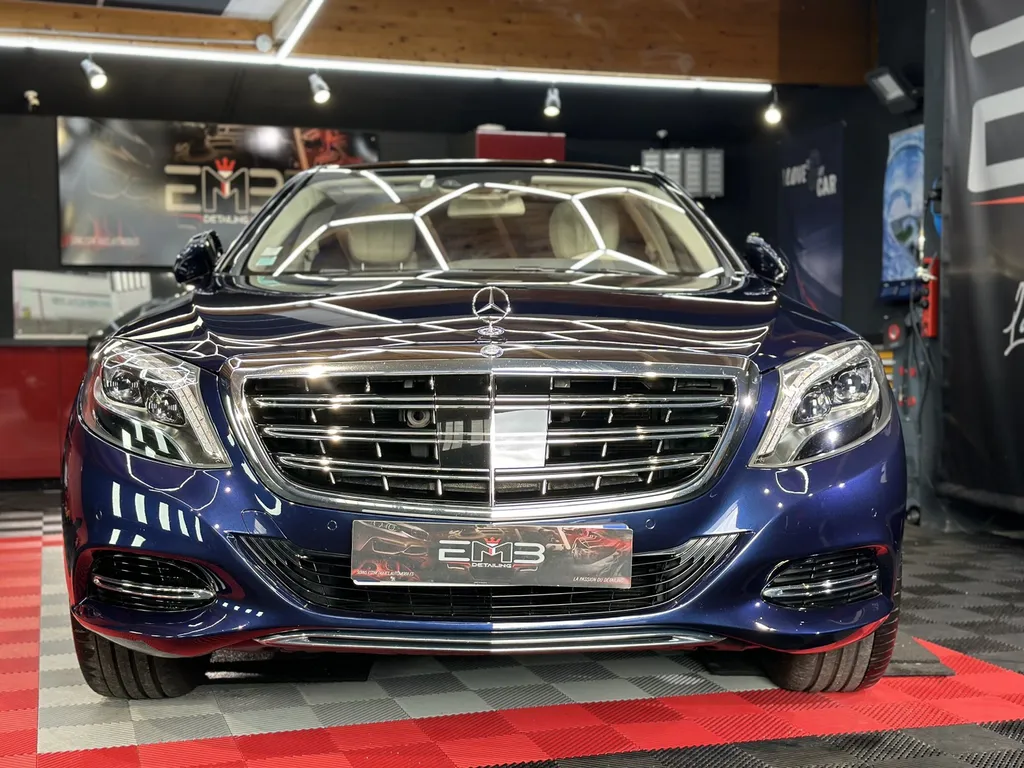 polissage carrosserie DETAILING traitement céramique lyon Mercedes Maybach