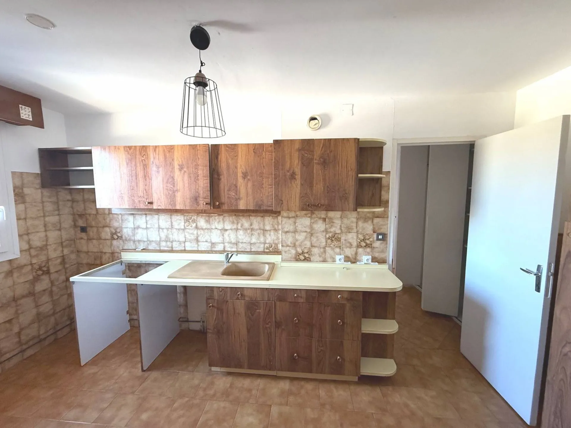 En vente dans le centre du village de roquefort la Bédoule