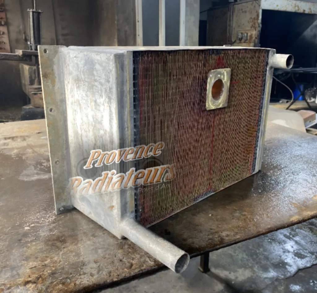 Salon-de-Provence: fabrication radiateur de collection