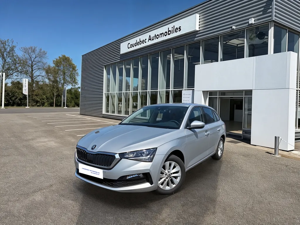 Škoda Scala d'occasion récente essence boîte automatique à vendre aux alentours de Dieppe et Le Havre chez Caudebec Automobiles