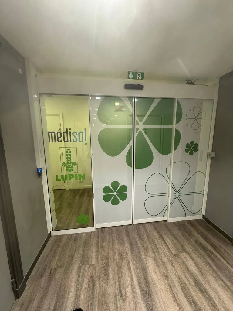 vitrophanie-paris-la-defense-tdc-signaletique-oise