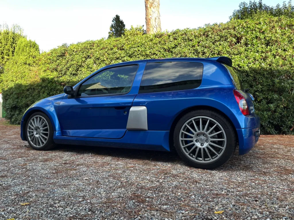 Spécialiste film solaire à Antibes et Juan les pins - Clio v6