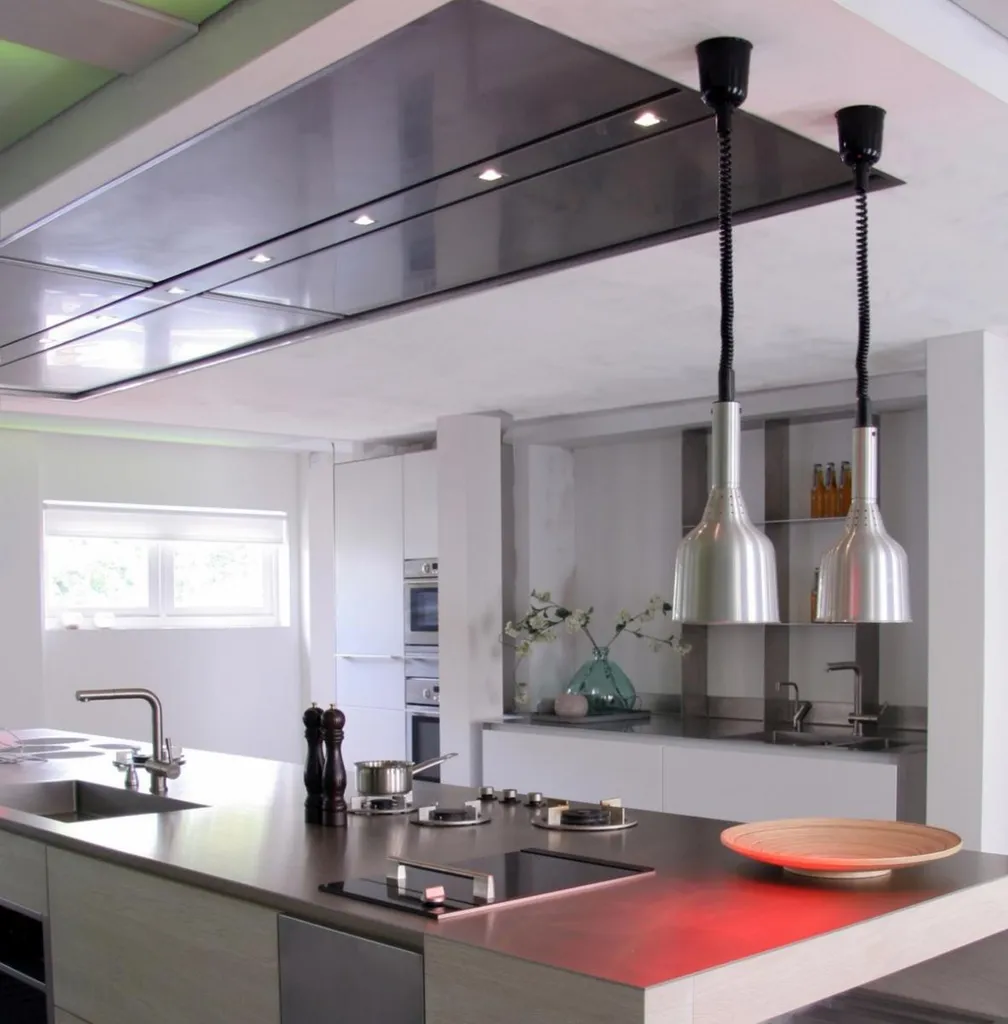 Hotte plafonnière sur mesure