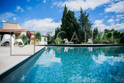 Entreprise rénovation piscine Uzès 30700 Scanzi Piscines