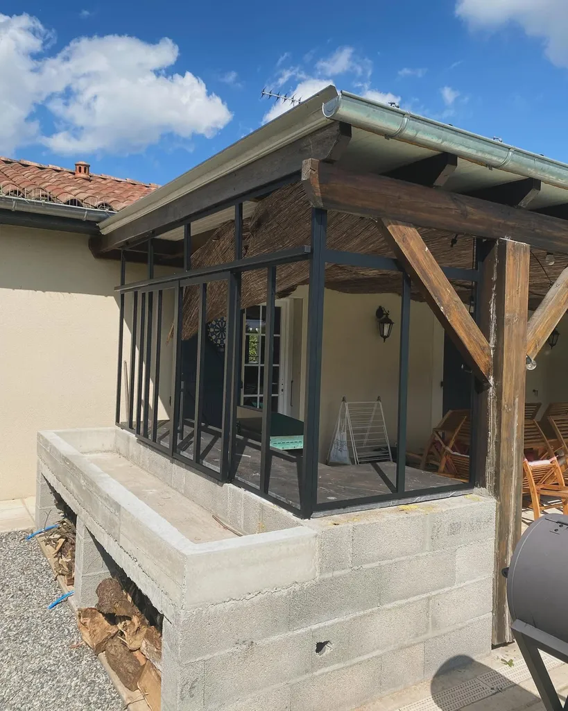 Fabrication et pose de verrière et pergola en acier thermolaqué de couleur au choix à Noé en Haute-Garonne