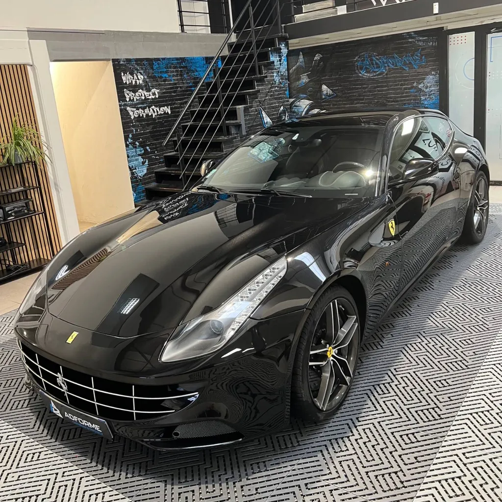 Ferrari FF