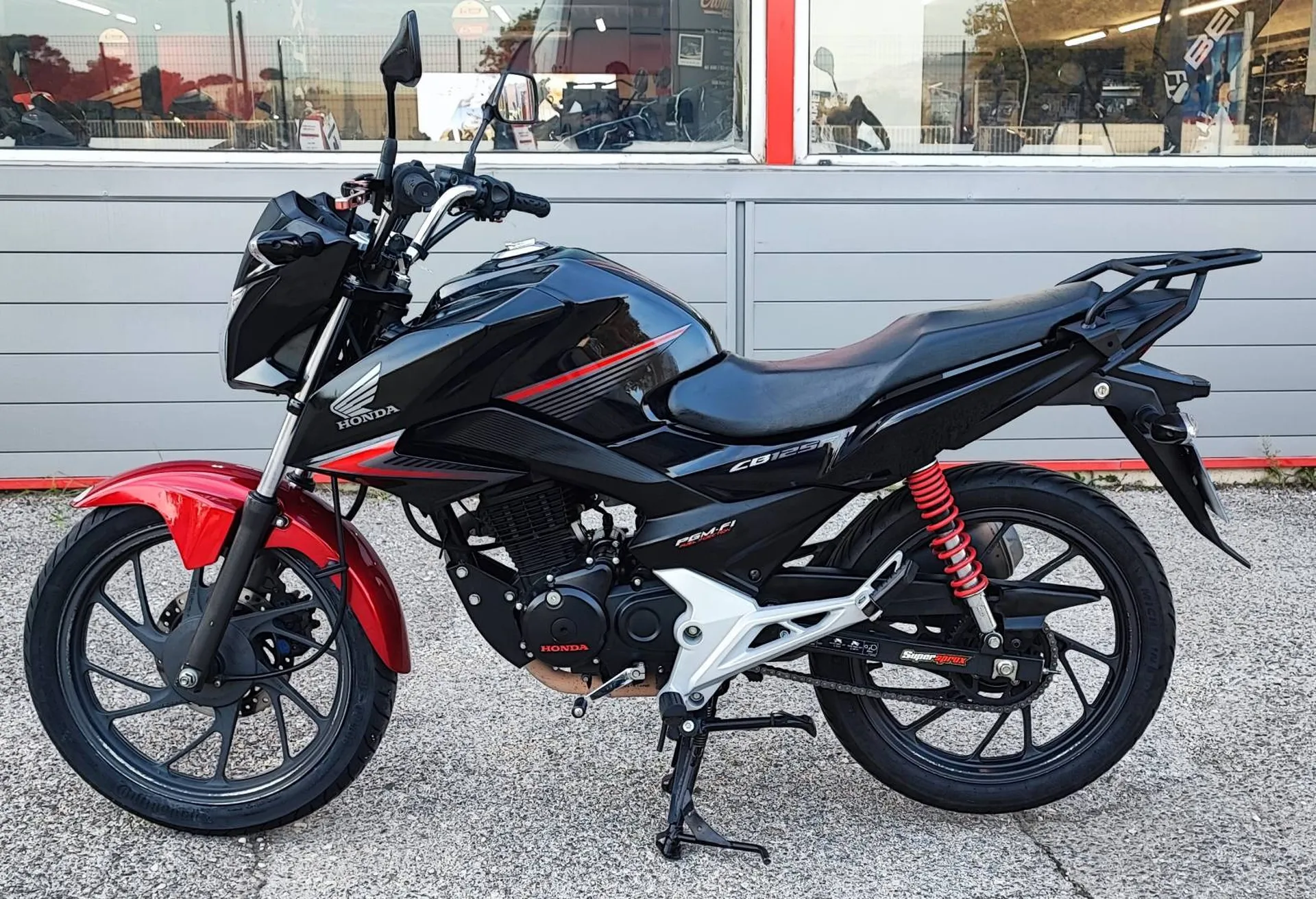 HONDA CBF 125 du 03/2015 avec 34450 KM