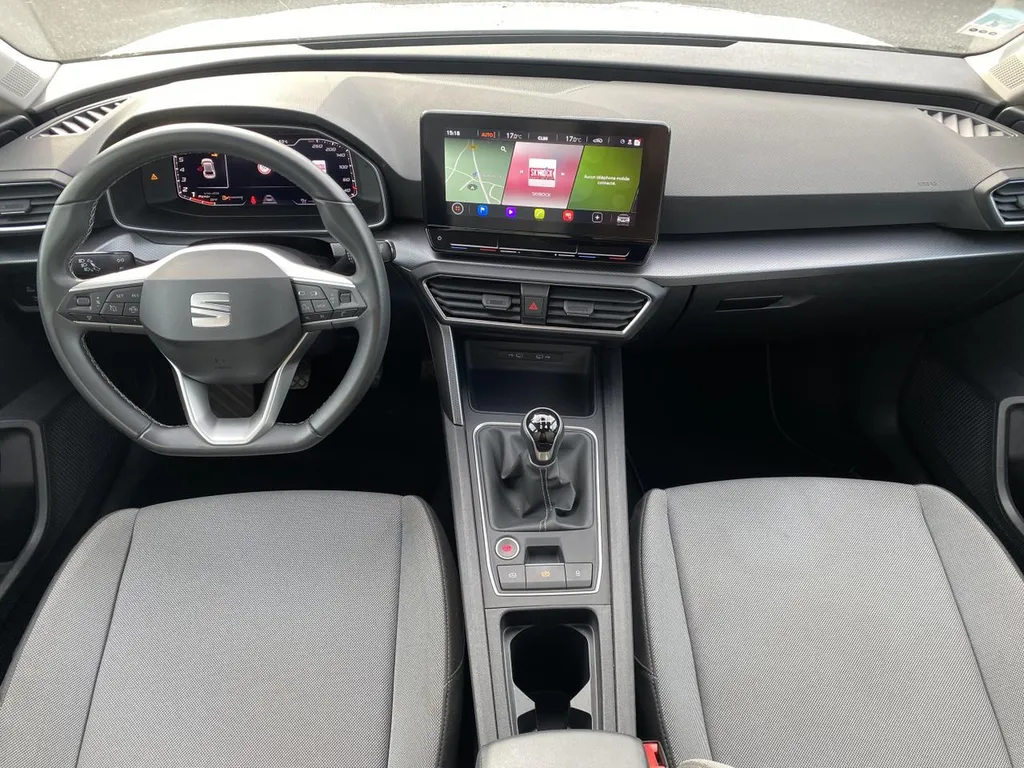 SEAT Leon d’occasion 2024 essence – Compacte fiable et économique proche de Rouen, Normandie