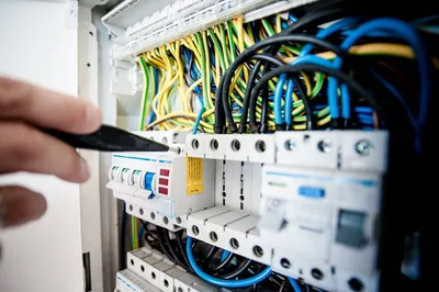 Mise aux normes électrique et de sécurité dans le 13