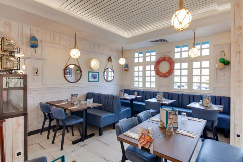 Léon Fish Brasserie Nancy – Restaurant fruits de mer et moules frites dans une ambiance conviviale et marine