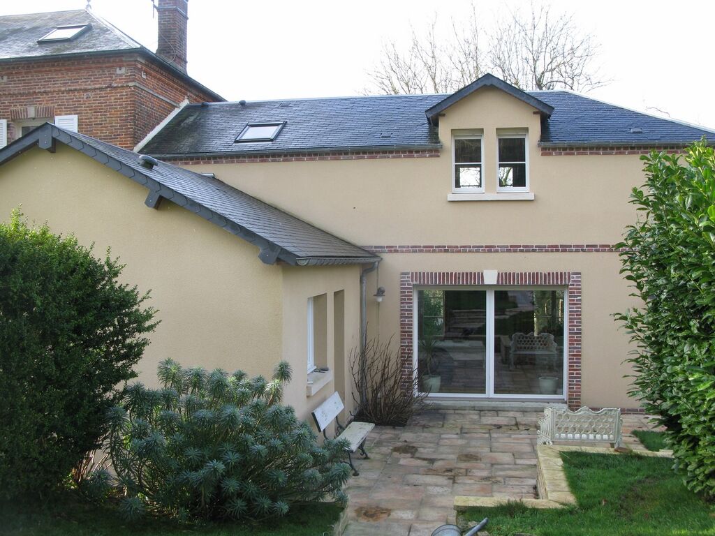 BELLE PROPRIETE AVEC PISCINE PROCHE LIVAROT, LISIEUX, ORBEC