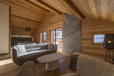 Appartement T3 + mezzanine à vendre dans chalet rénové à Pralognan-la-Vanoise – authenticité et confort moderne au cœur du village