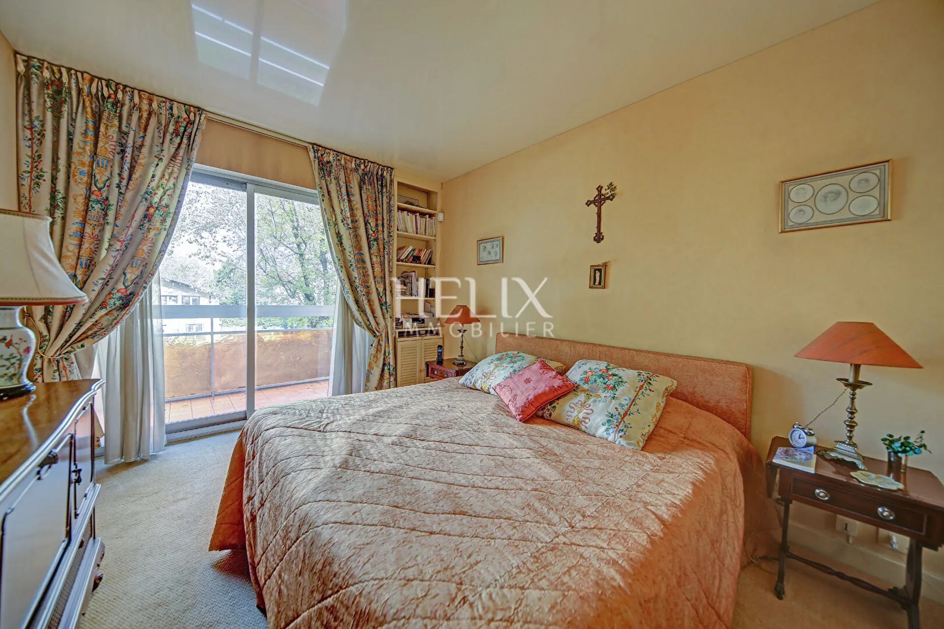 Appartement Le Vésinet 4 pièces avec un grand balcon dans une résidence de Standing