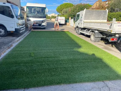 Installation de la pelouse synthétique AZURIO Luxe 50 à Le Pontet