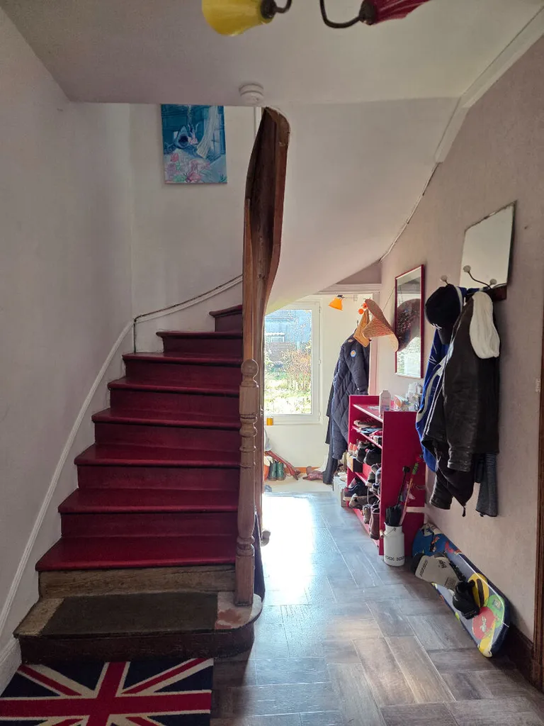 A saisir maison de 190m² habitables édifiée sur 500 m² de terrain sur la commune de CAUDEBEC-LES-ELBEUF 76320