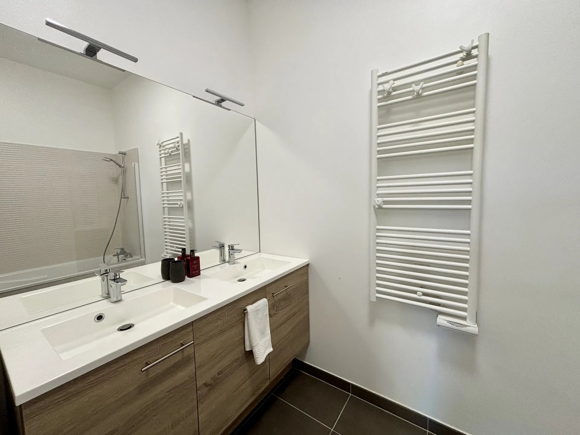 Charmant appartement de 3 pièces meublé à Saint-Germain-En-Laye à deux pas de la forêt et du tramway