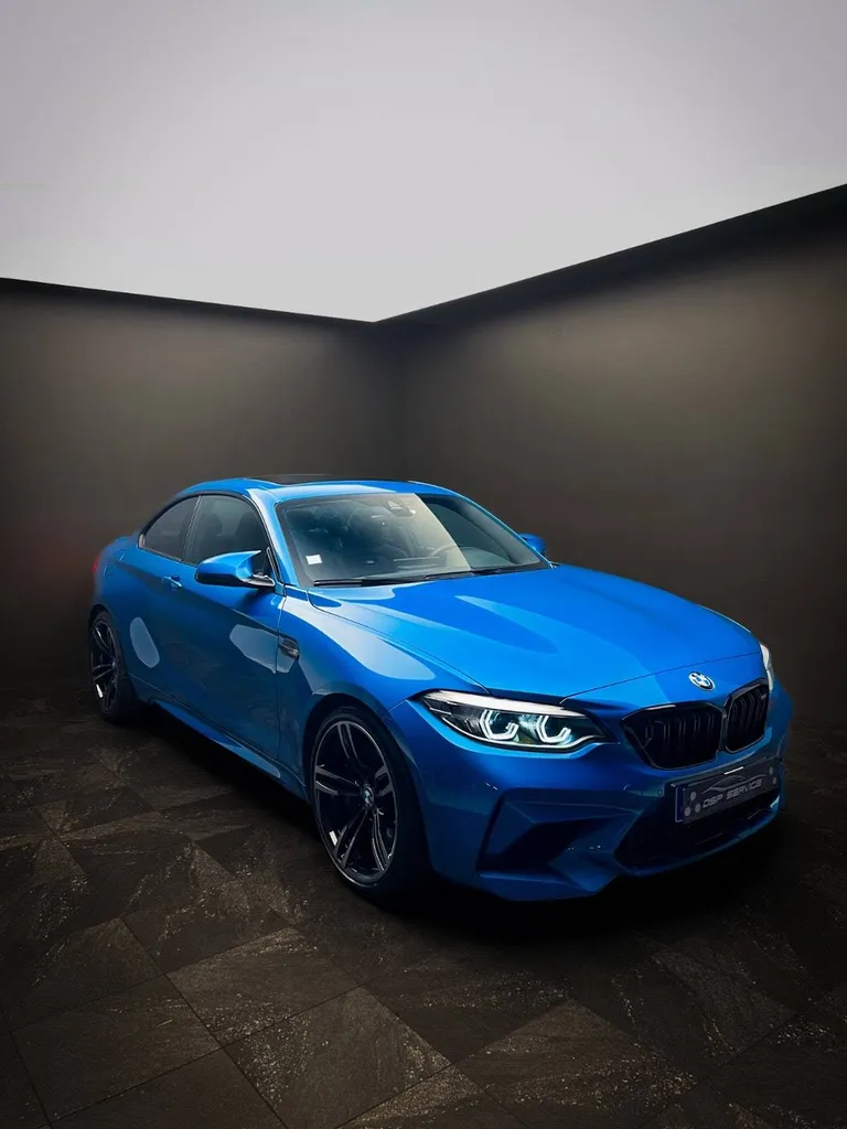 Préparation extérieure et nettoyage intérieur en profondeur – BMW M2 Competition – Le Mans (72)