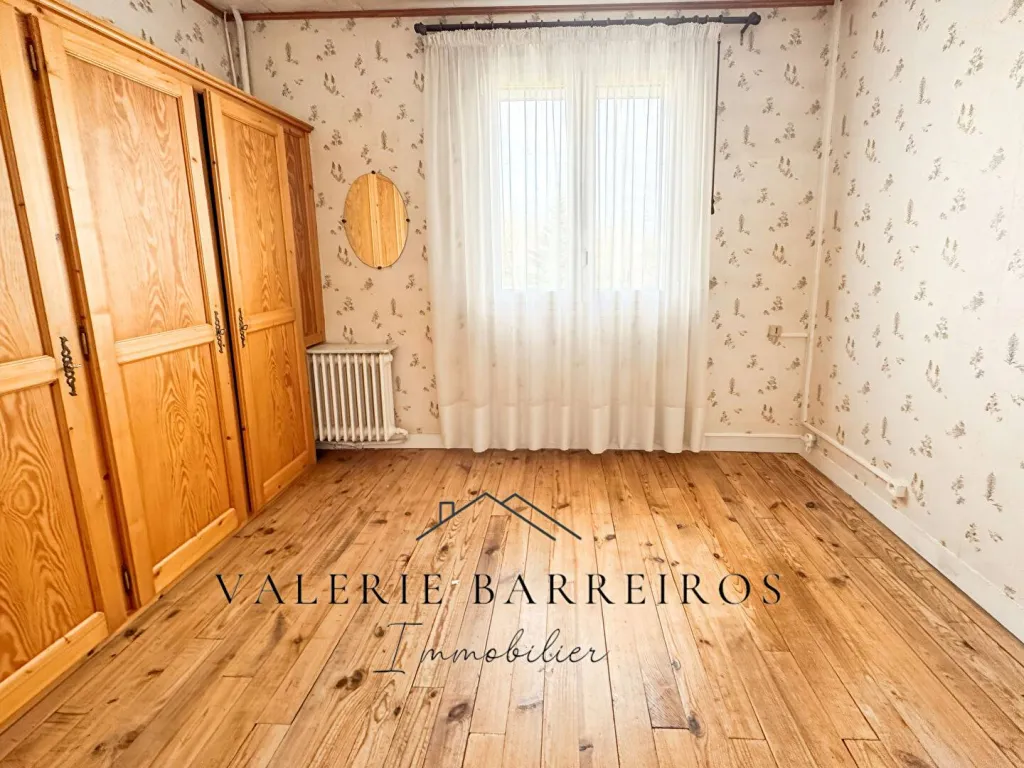 A acheter charmante maison de 110 m² sur un terrain de 720 m² sur la commune de ST AUBIN LES ELBEUF 76410