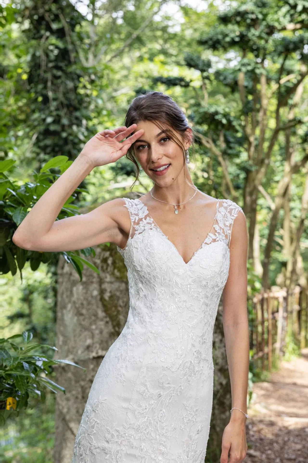Robe de mariée dentelle forme sirène sur Marseille