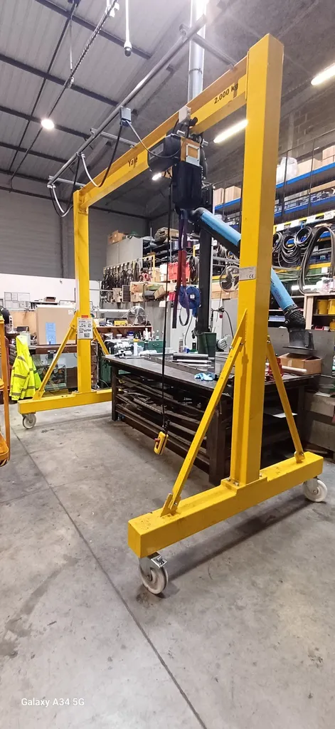 Rénovation et maintenance sur portique de levage