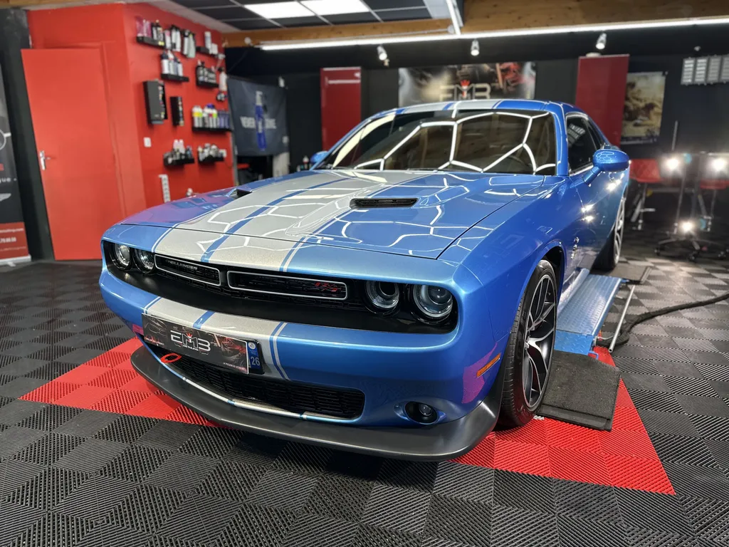 Traitement céramique , detailing Dodge Challenger spécialiste sur Vaugneray 